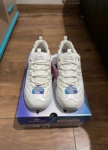 36 Beden Skechers 