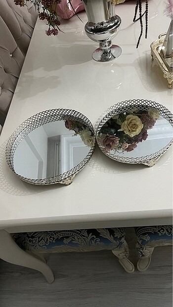 Aynalı sunumluk
