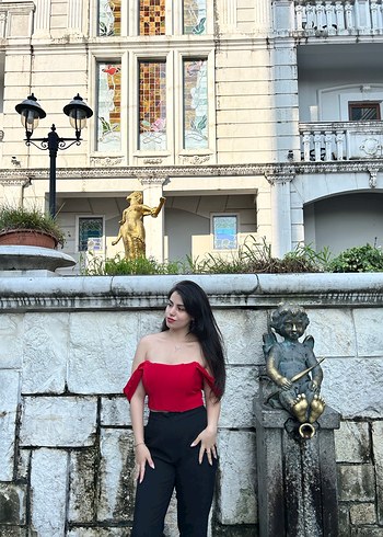 Kırmızı korseli üst - Görsel 4