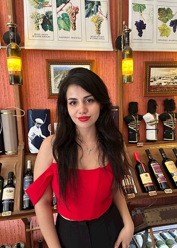 Kırmızı korseli üst - Görsel 3