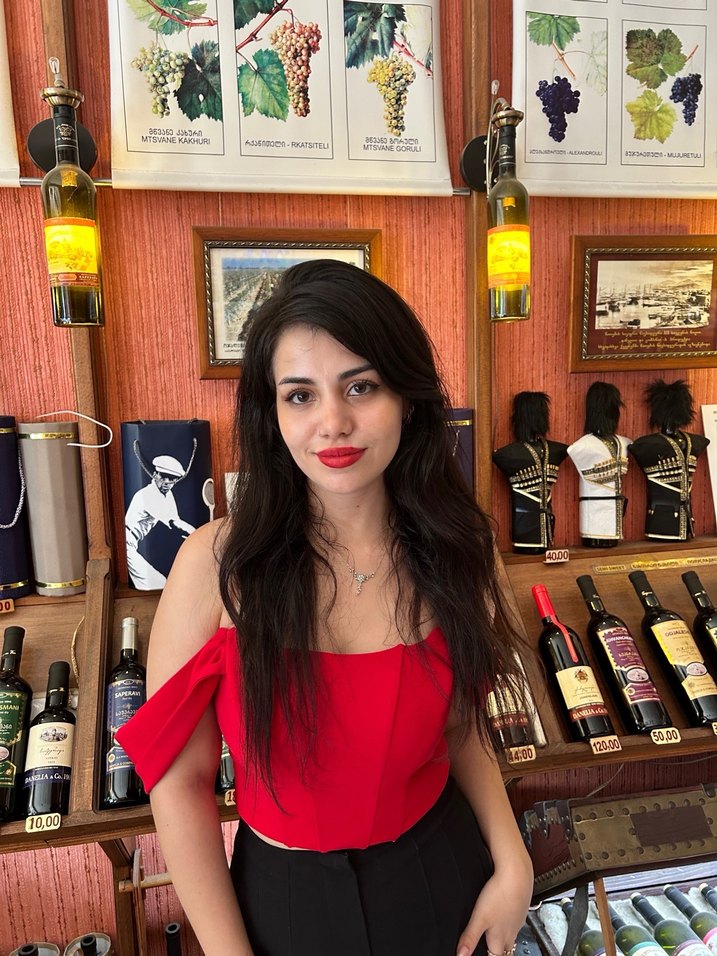 Kırmızı korseli üst - Görsel 3