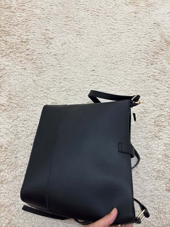 Siyah Deri Tokalı Kadın Çanta - Görsel 3