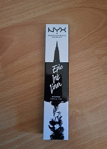 Nyx eyeliner 