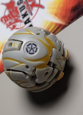  Beden Bakugan Haos Lumagrowll