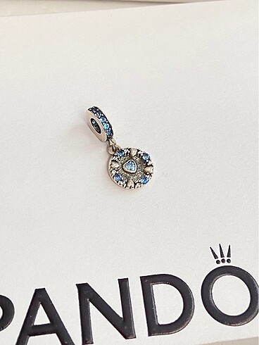 Mavi Kalp Charm