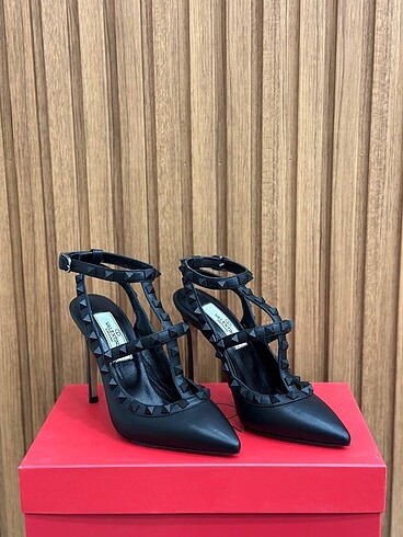 Rockstud Pumps