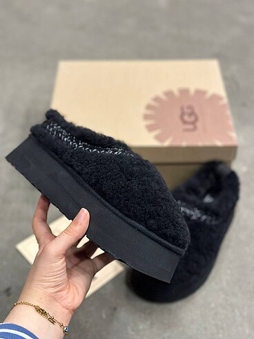 41 Beden Ugg Tazz Braid