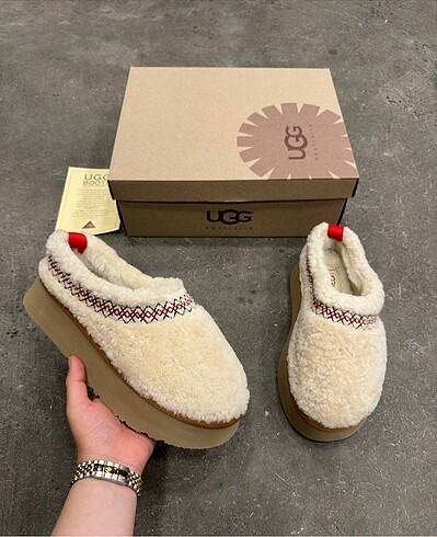 36 Beden Tazz braid Ugg