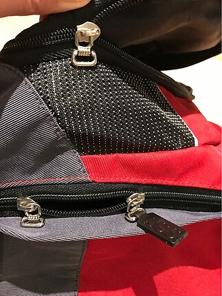  Beden Kırmızı sırt çantası