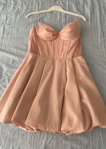 Pembe Mini Drapeli Straplez Elbise