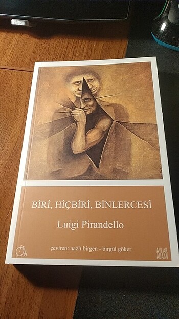 Biri, Hiçbiri, Binlercesi - Luigi Pirandello