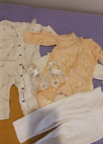 kız bebek kıyafetleri