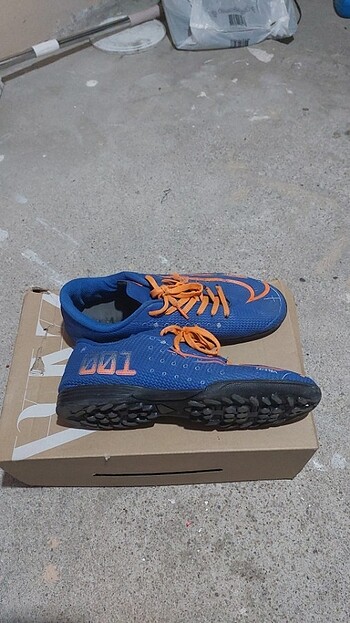 40 Beden Nike crampon