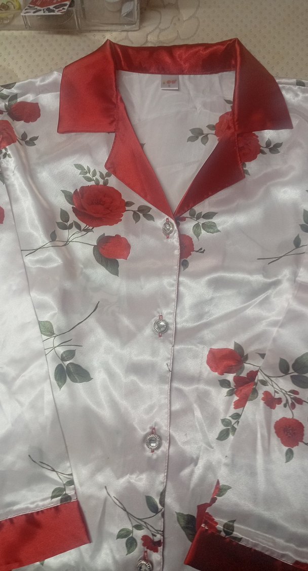 Kırmızı Çiçek Baskılı Kadın Pijama Takımı - Görsel 5