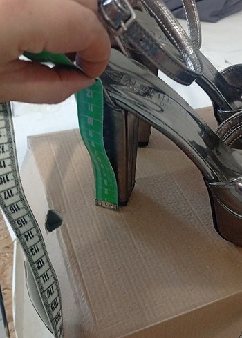 metalik Gri Platform Topuklu Kadın Ayakkabı - Görsel 5