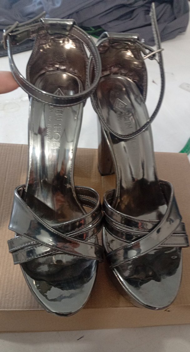 metalik Gri Platform Topuklu Kadın Ayakkabı - Görsel 3