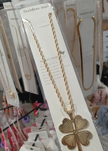 Çelik burgulu Uzun Zincir Detaylı Altın Renk Kadın Kolye - Görsel 2