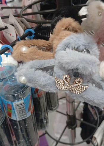 Renkli Kürklü Kadın Saç Tokaları - Görsel 3