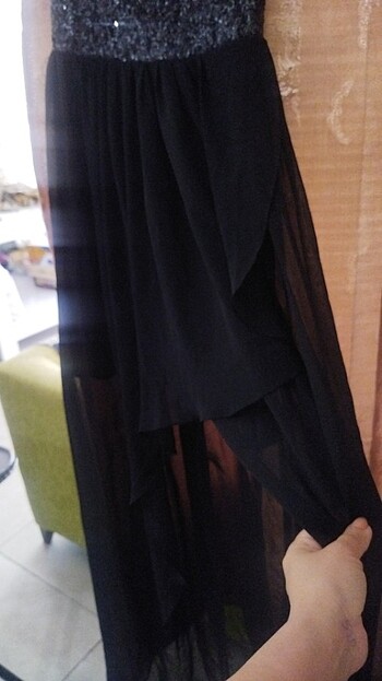 34 Beden siyah Renk Straplez siyah elbise