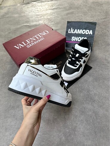 Valentino Valentino Garavani Sneaker