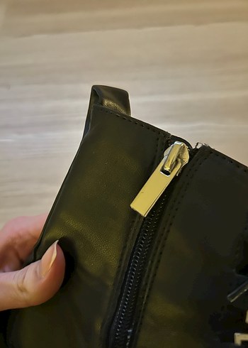 Siyah Deri Platform Bot - Görsel 4