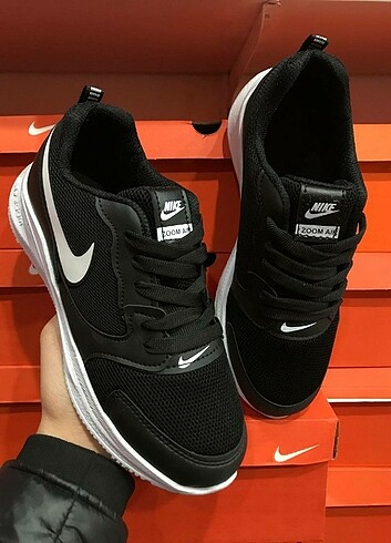 Nike Siyah Spor Ayakkabı 