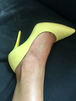 Mat sarı stiletto 