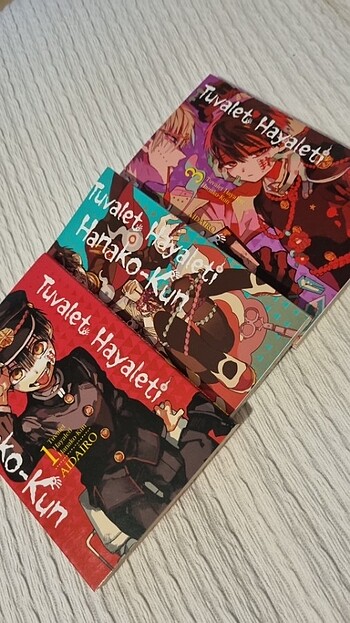  Hanako Kun , Tuvalet Hayaleti cilt 1, 2, 3