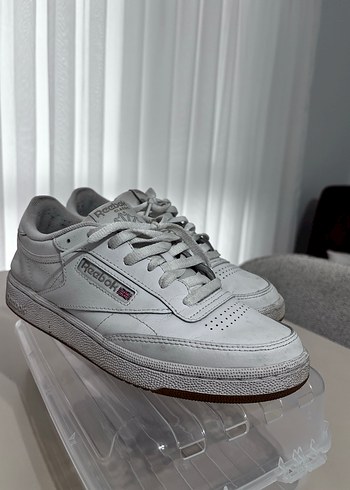 Reebok ürünü