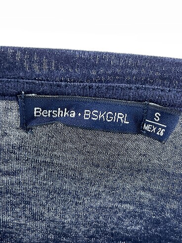 s Beden çeşitli Renk Bershka T-shirt %70 İndirimli.