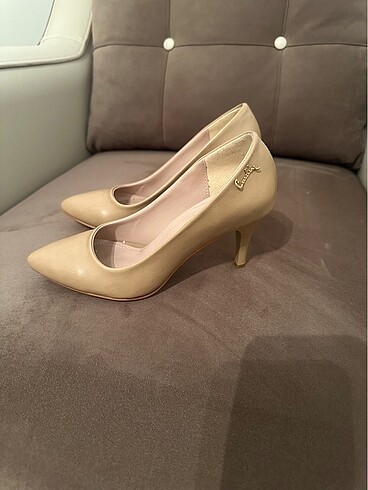 36 Beden Krem stiletto