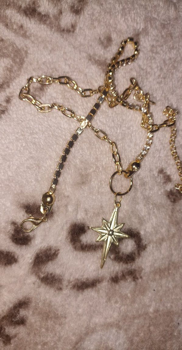 Uzun Zincirli Parlak Altın Kadın Kolye - Görsel 3