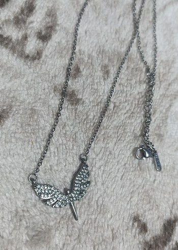 Gri kelebek Desenli Zincir Detaylı Uzun Kadın Kolye - Görsel 3