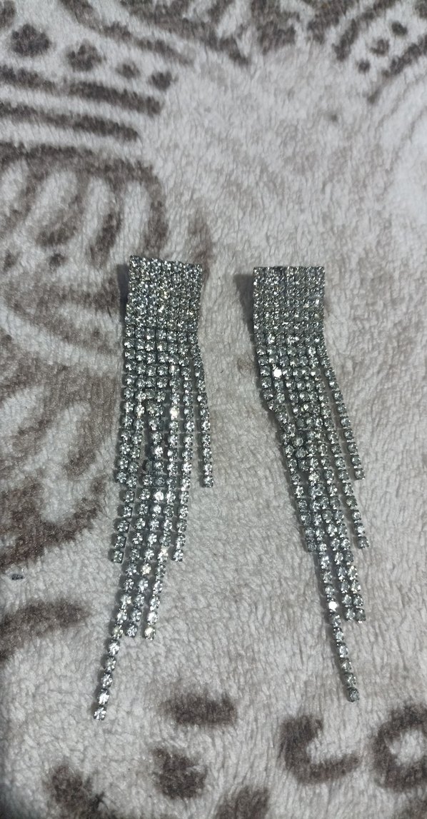 Gri Uzun Püsküllü Kadın Küpeler - Görsel 3