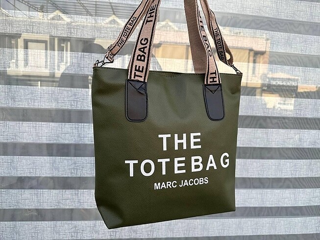 Tote bag