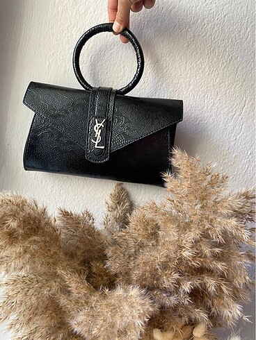 Yves saint Laurent