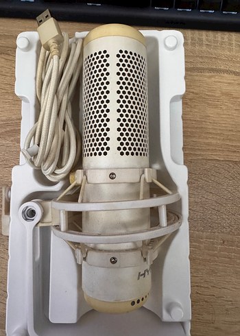 HyperX QuadCast S Beyaz - Görsel 2