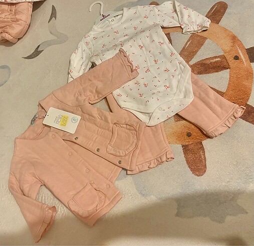 6 Ay Beden Hello baby kışlık 3 lü set
