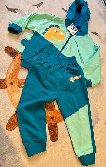 1,5 Yaş Beden Hello baby eşofman takımı