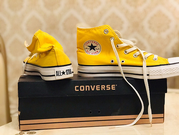Sarı Converse