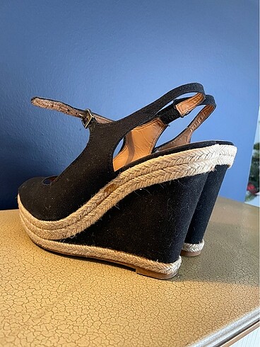 Stradivarius dolgu topuklu ayakkabı - Görsel 8