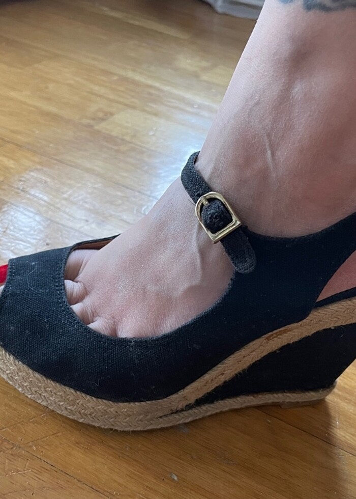 Stradivarius dolgu topuklu ayakkabı - Görsel 4