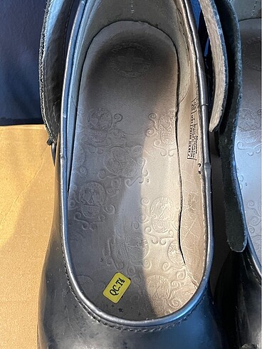 38 Beden siyah Renk Dr. Martens topuklu ayakkabı
