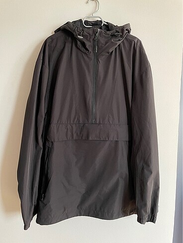 l Beden siyah Renk H&M rüzgarlık