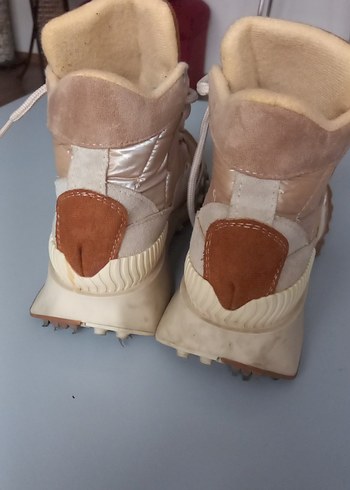 Bej Süet Dolgu Topuklu Spor Ayakkabı - Görsel 3