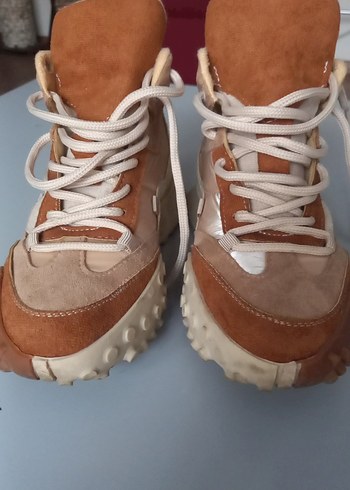 Bej Süet Dolgu Topuklu Spor Ayakkabı - Görsel 5