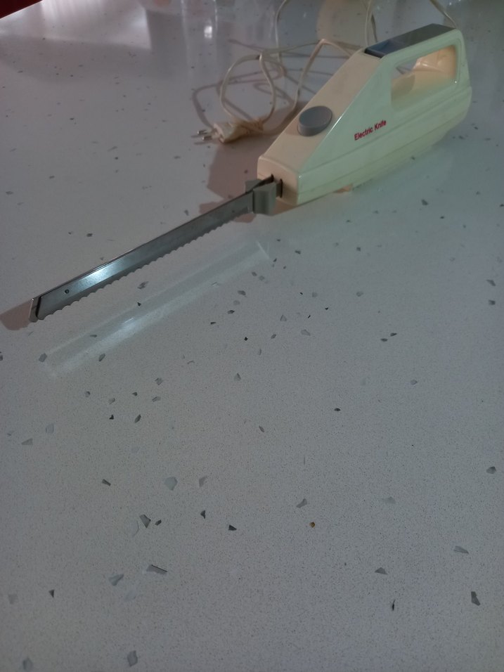 Beyaz Elektrikli Bıçak - Görsel 3