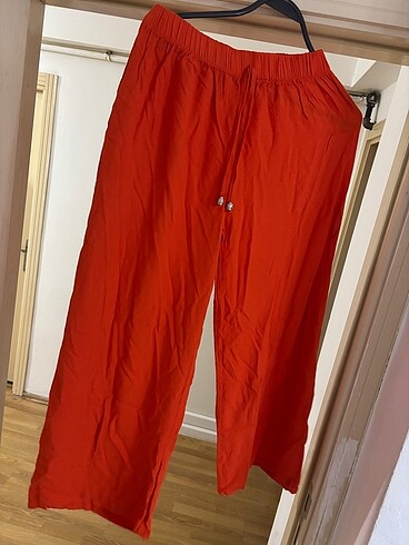 Turuncu pantolon