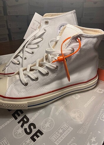 #Converse