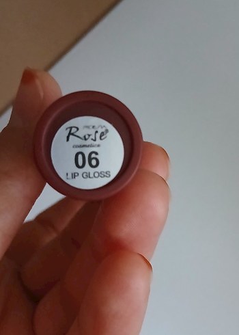 Beden Rose ruj